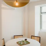 Apartman Mary Pink - No 3c - Sublime Two-bedroom *
