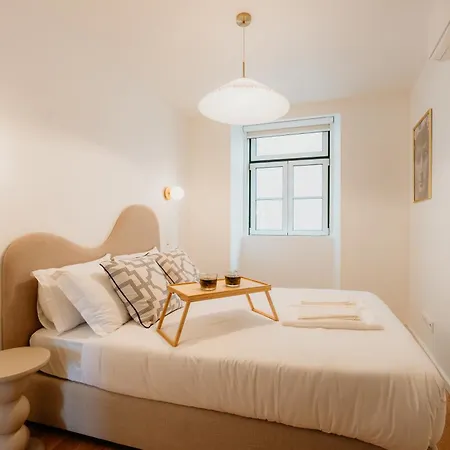 Mary Pink - No 3c - Sublime Two-bedroom *